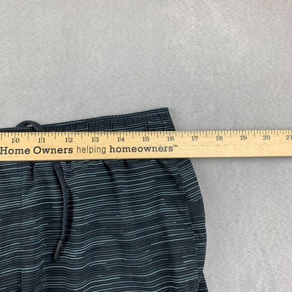 Lululemon Mens Medium Gray Black Striped Surge Short Lined 7" Nylon Reflective - Picture 3 of 8